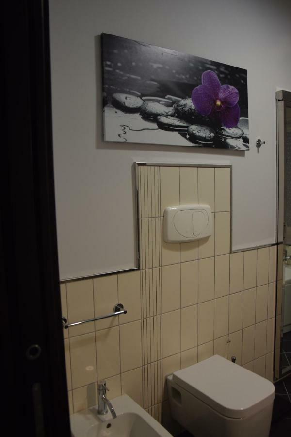 A Casa Di Tony Sicilian Holidays Black Apartment Sciacca Exterior photo